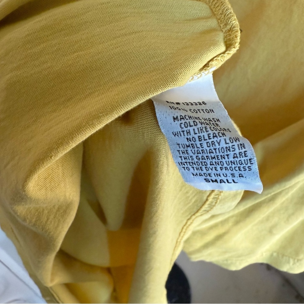 EUC Retrobrand Mustard Yellow Pink Floyd Graphic T-Shirt Size Small - Picture 9 of 9